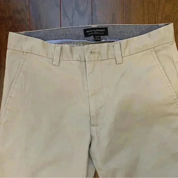 Banana Republic Fulton Skinny Chino - Picture 3 of 6